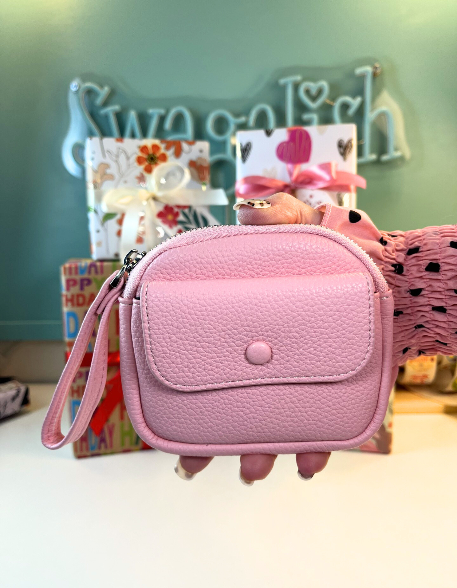 Coin Purse: Pink with Pocket