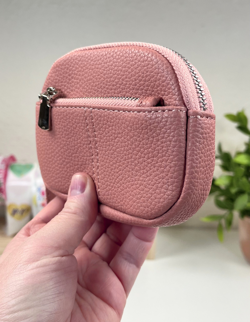 Coin Purse: 2-Zip