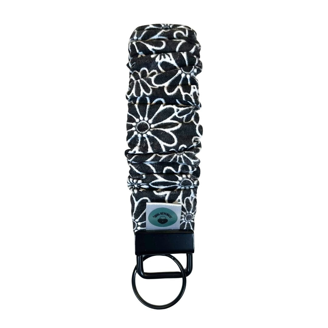 Wristlet-Daisies in Black