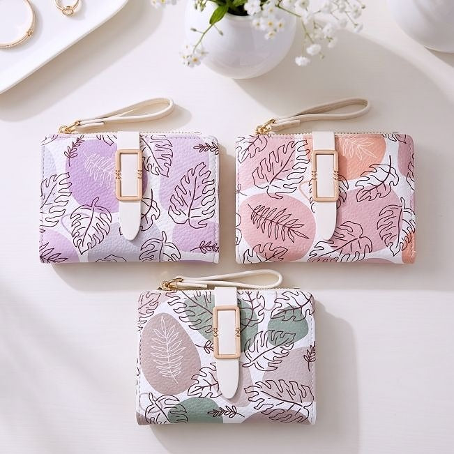 Wallet: The Essential: Leafy