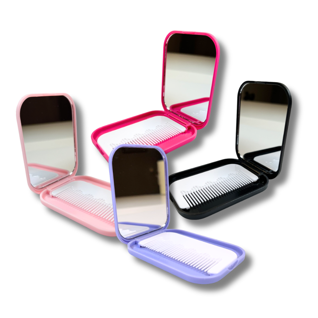 Beauty: Compact Mirror/Comb Combo