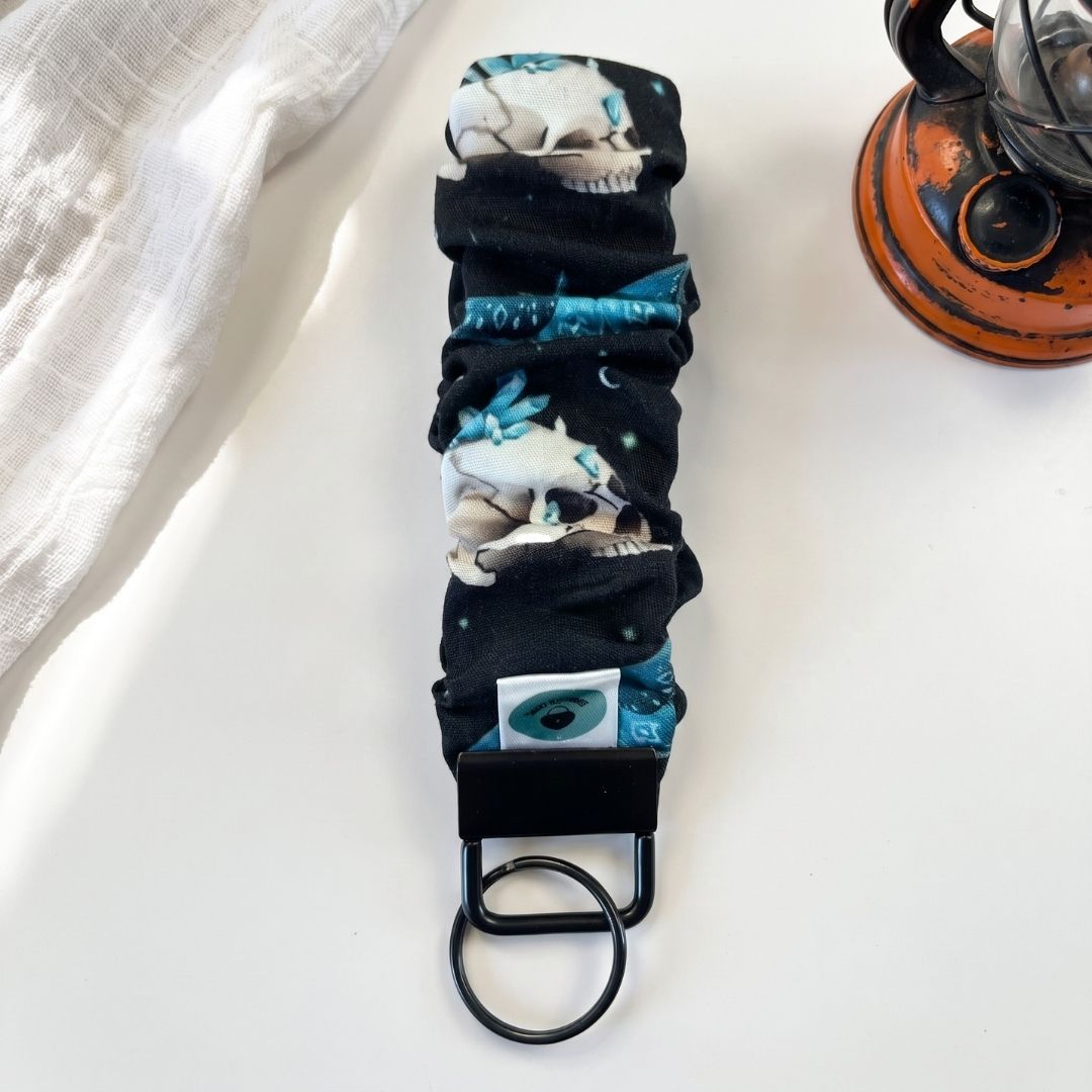 Wristlet-Scrunchie: Skull