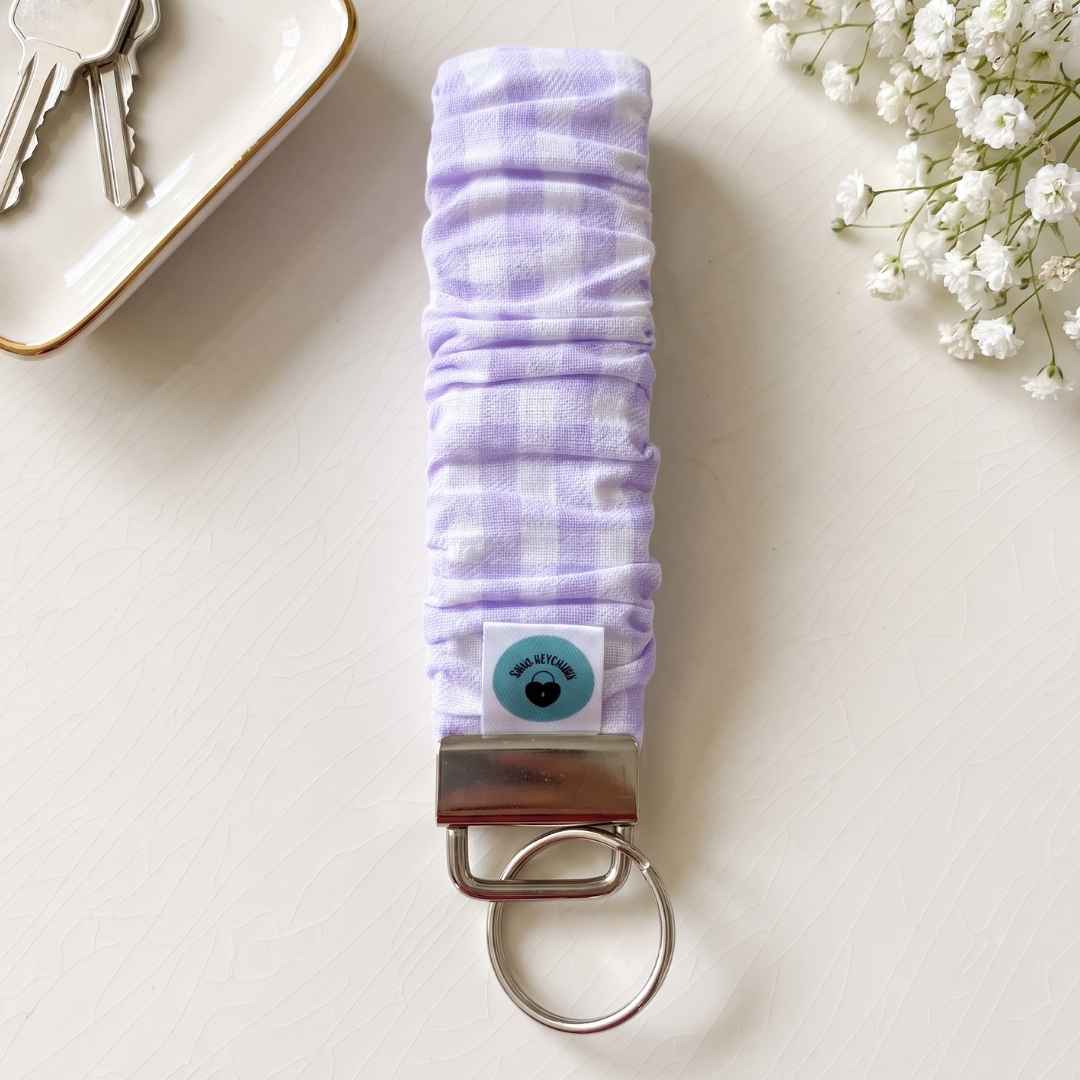 Wristlet-Scrunchie: Purple Gingham
